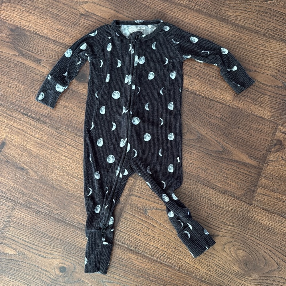 BRAVE LITTLE ONES 🌙 Baby Footie Onesie
